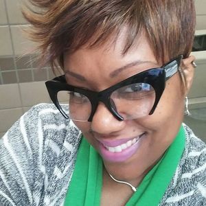 Meet your Posher, Latasha